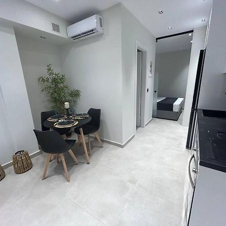 Bluemotion - Just Sleep 2 Pireu Exterior foto